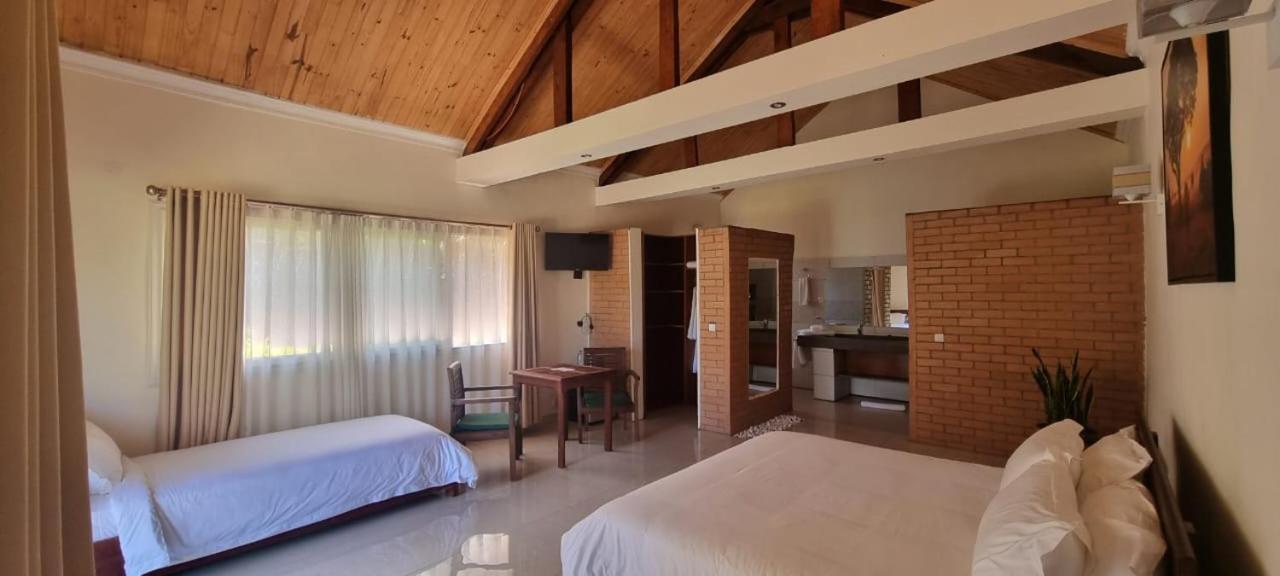 Mahafaly Hotel & Resort Antsirabe Extérieur photo